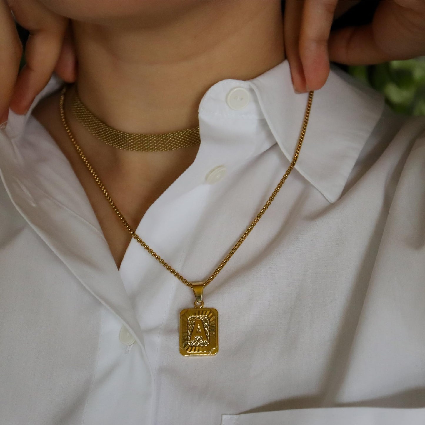 JSJOY Gold Initial Necklace for Women Gold Pendant Initial Necklaces Monogram Letter U Necklace Gold Boys Necklaces