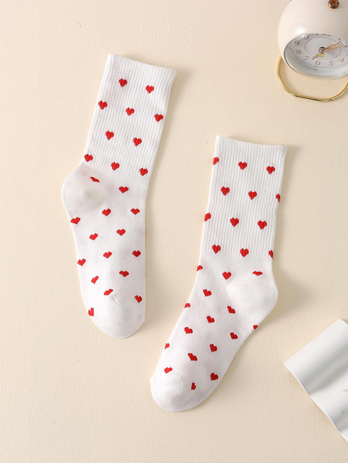 SHENHE Women's Embroidered Patterned Cute Crew Socks Breathable Soft Above Ankle Socks Red Heart White One-Size