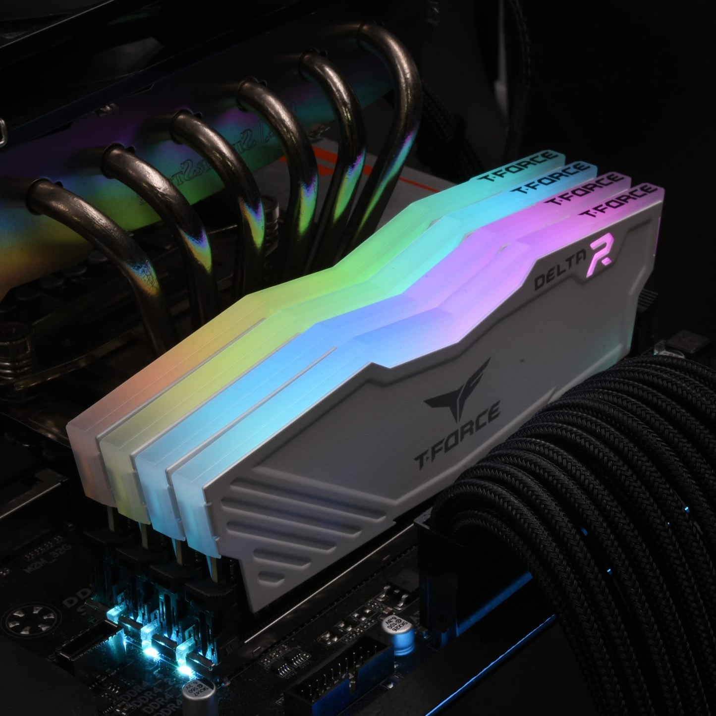 Teamgroup T-Force Delta Rgb Ddr4 16Gb (2X8Gb) 3600Mhz (Pc4-28800) Cl18 Desktop Gaming Memory Module Ram Tf4D416G3600Hc18Jdc01 -