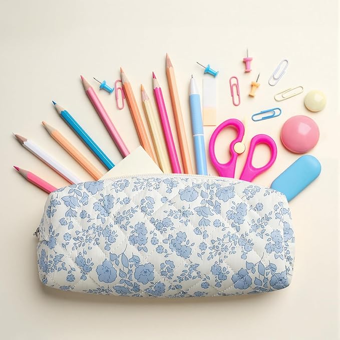 Paterr Aesthetic Floral Makeup Bag Travel Cosmetic Bag for Women Gift Christmas Portable Quilted Makeup Pouch Cotton Pencil Case Kawaii Cute Toiletry Organizer Case for Women Girls(Blue Floral)
