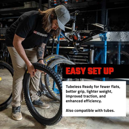 Minion DHR II 29" x 2.4" WT 61-622 Dual EXO/TR Mountain Bike Tire Bundle with Cycle Crew Tire Lever