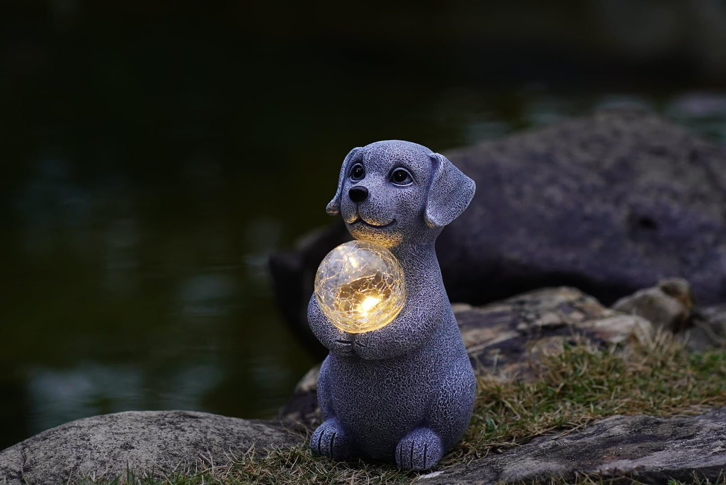 Tiejiajiang Solar Dog Garden Statues - 8.4 "Dog Decor with Gazing Ball Solar LED Lights, Unique Gifts for Mom Grandma Birthdays, Outdoor Decor for Outside Lawn Porch Patio (Gray)