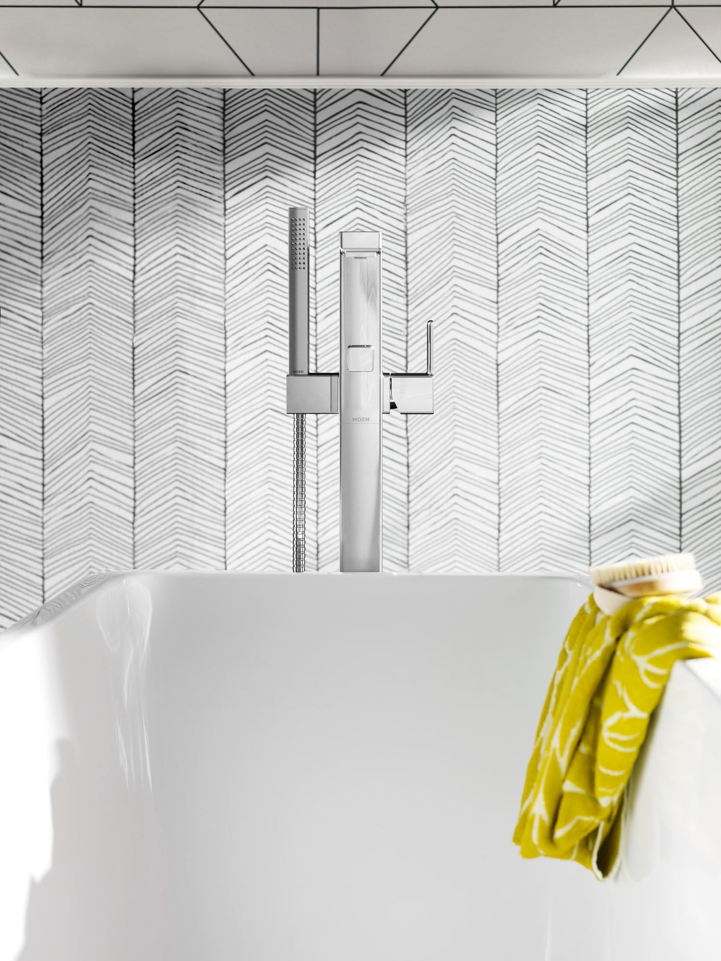 Moen S905BN 90 Degree One-Handle Freestanding Floor Mount Tub Filler with Handshower, Brushed Nickel