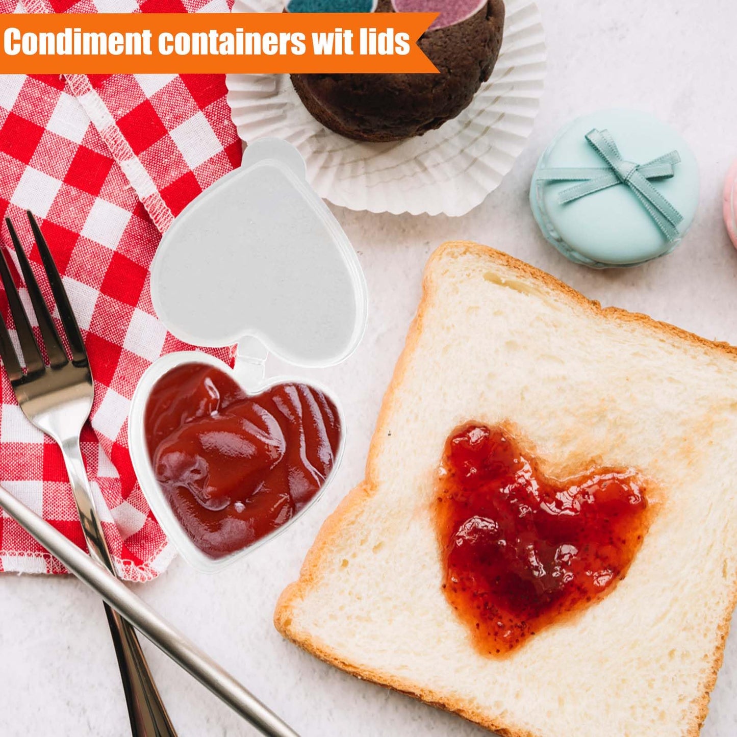 WXOIEOD 50 Sets 2/3 oz Heart Shaped Jello Shot Cups with Lids, Small Condiment Containers, Disposable Portion Cups, Plastic Souffle Cup, Mini Sample Tasting Cups, Dipping Sauce Cup To Go Bowls, Clear