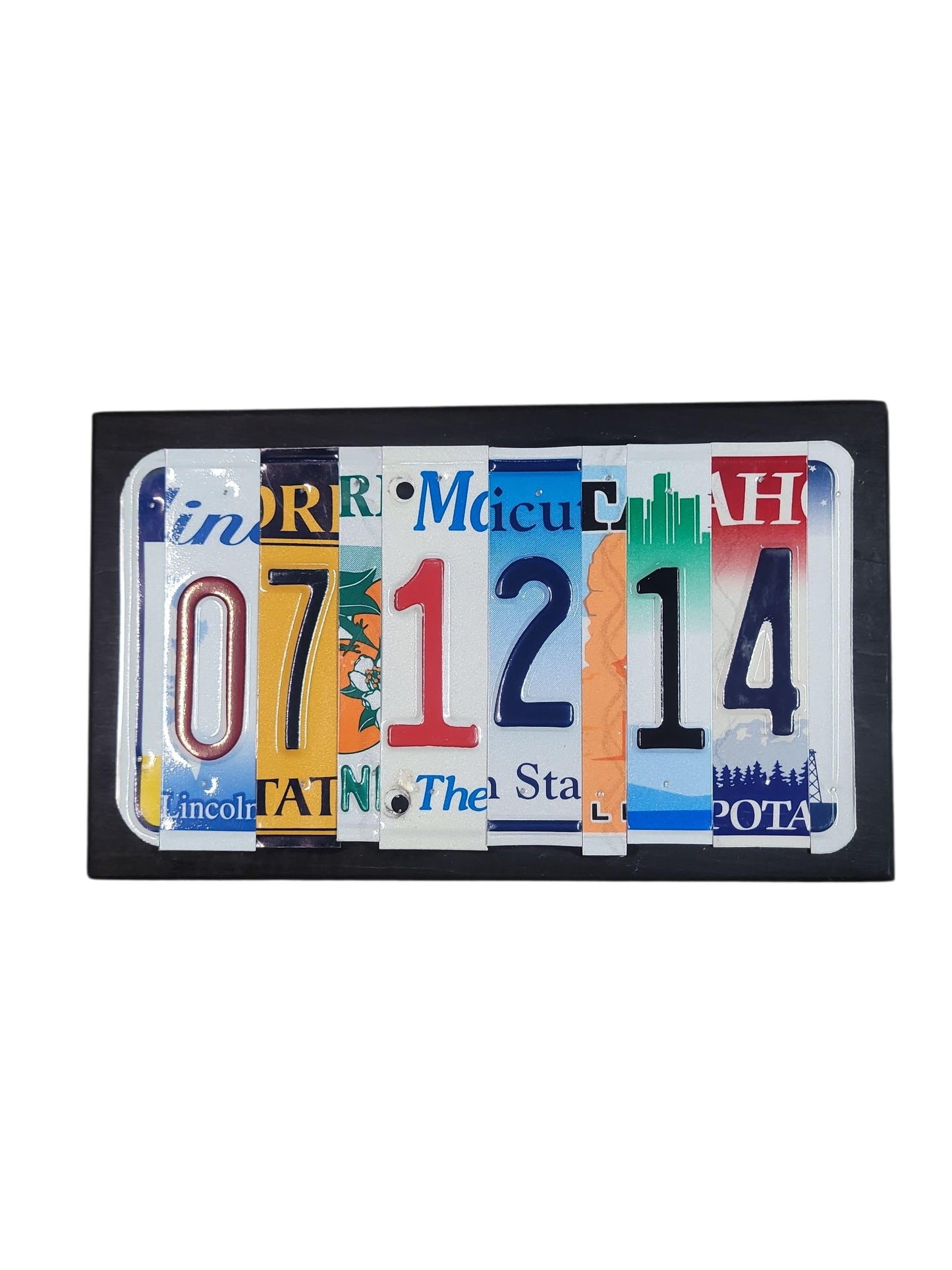 Jersey Plate Art - Custom Wedding, Anniversary, and Birthday License Plate Date Signs. Real cut license plates, not pictures of license plates