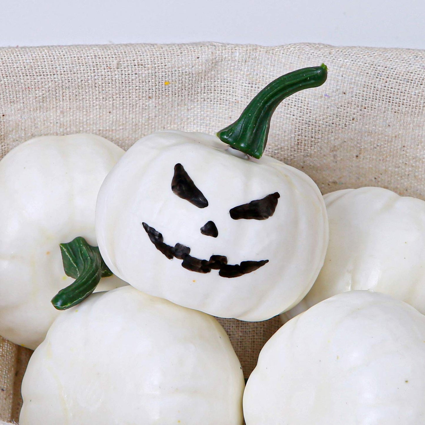 Elcoho 16 Pack Small Artificial Lifelike Pumpkin Fall Harvest Mini Pumpkins for Home Garden, Fall Harvest Decor, Thanksgiving or Halloween Decoration