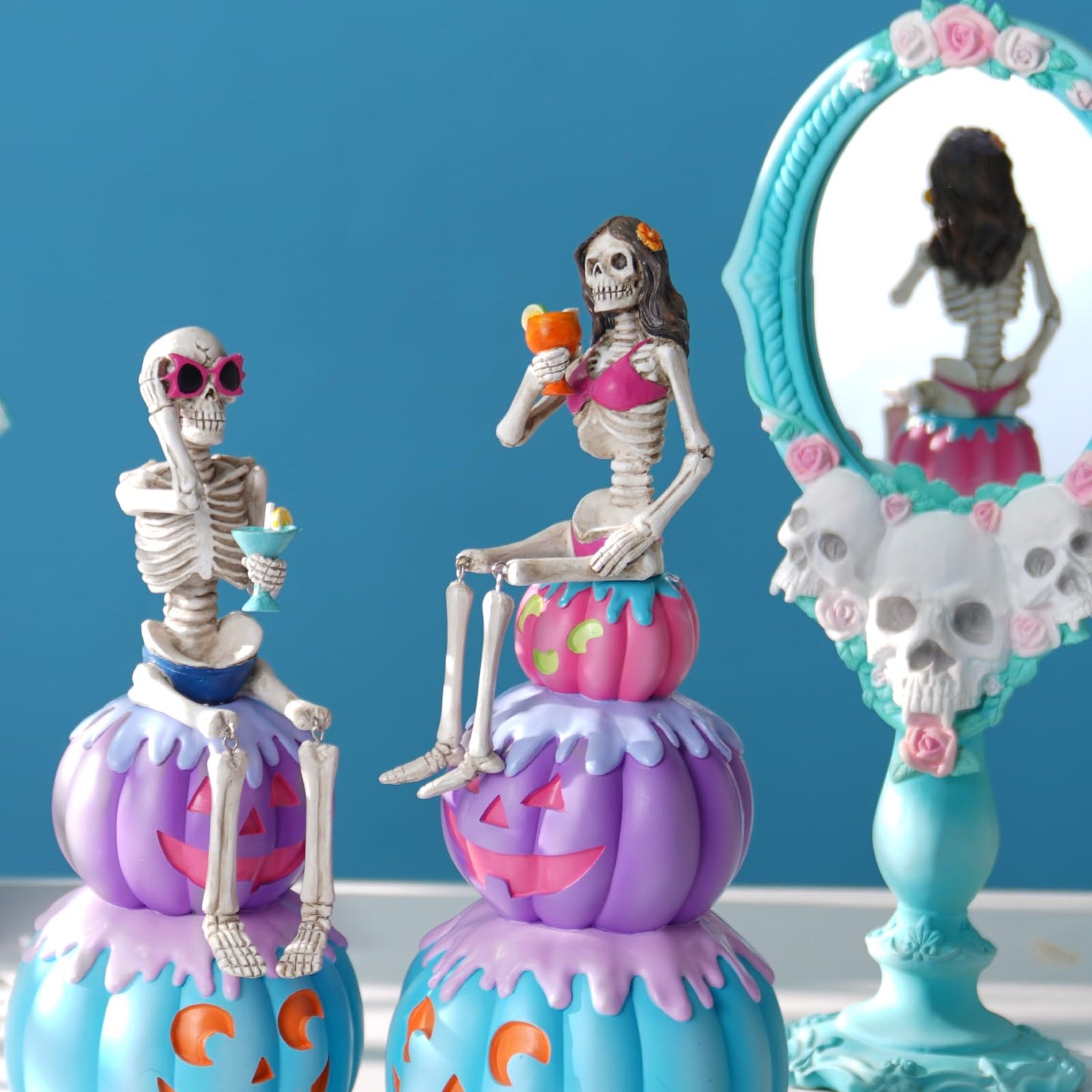 Summer Decorations Halloween Skeleton Statue - Collectible Figurines Summerween Couple with Dangling Leg Bikini Sunglass 7.5H in Perfect for Coastal Tropical Ocean Beach Pool Decor Newman House Studio