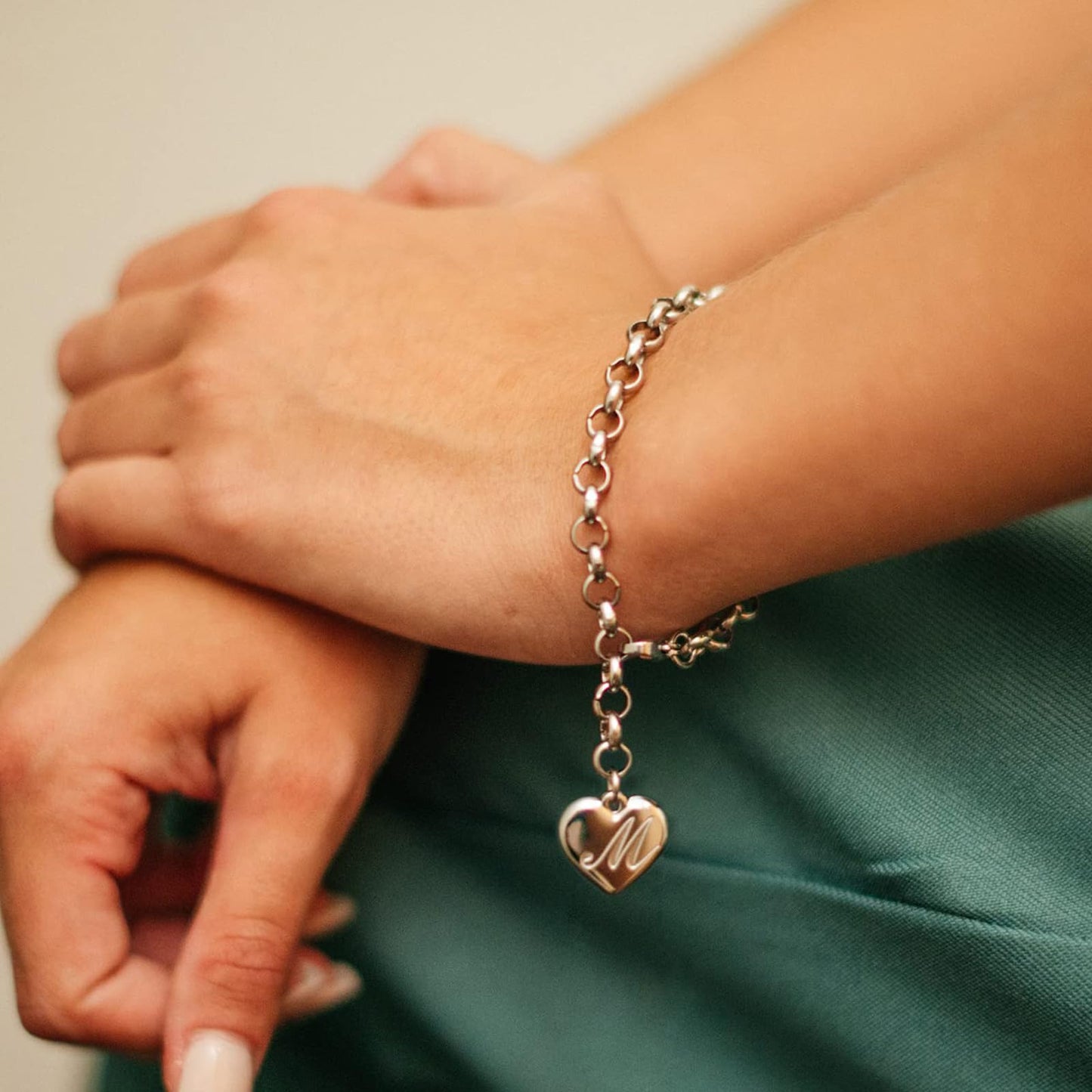 Monily Initial Charm Bracelets for Women Stainless Steel Charm Bracelets for Women Letters K Alphabet Heart Bracelet Jewelry Gif