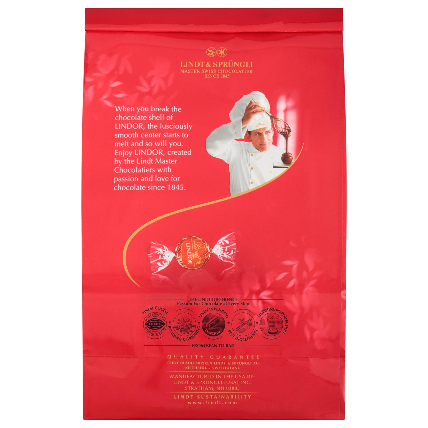 Lindt LINDOR Milk Chocolate Candy Truffles, Milk Chocolate with Melting Truffle Center, 15.2 oz. Bag