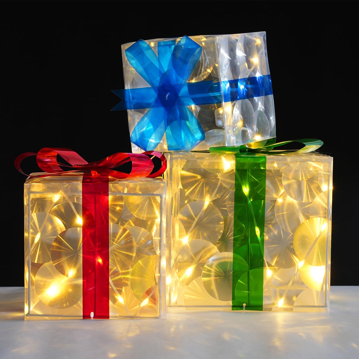 Set of 3 Christmas Lighted Gift Boxes Pre-Lit 60 LED Lights with Switch Outdoor Present Decorations Gift Box Ornament for Christmas Decorations
