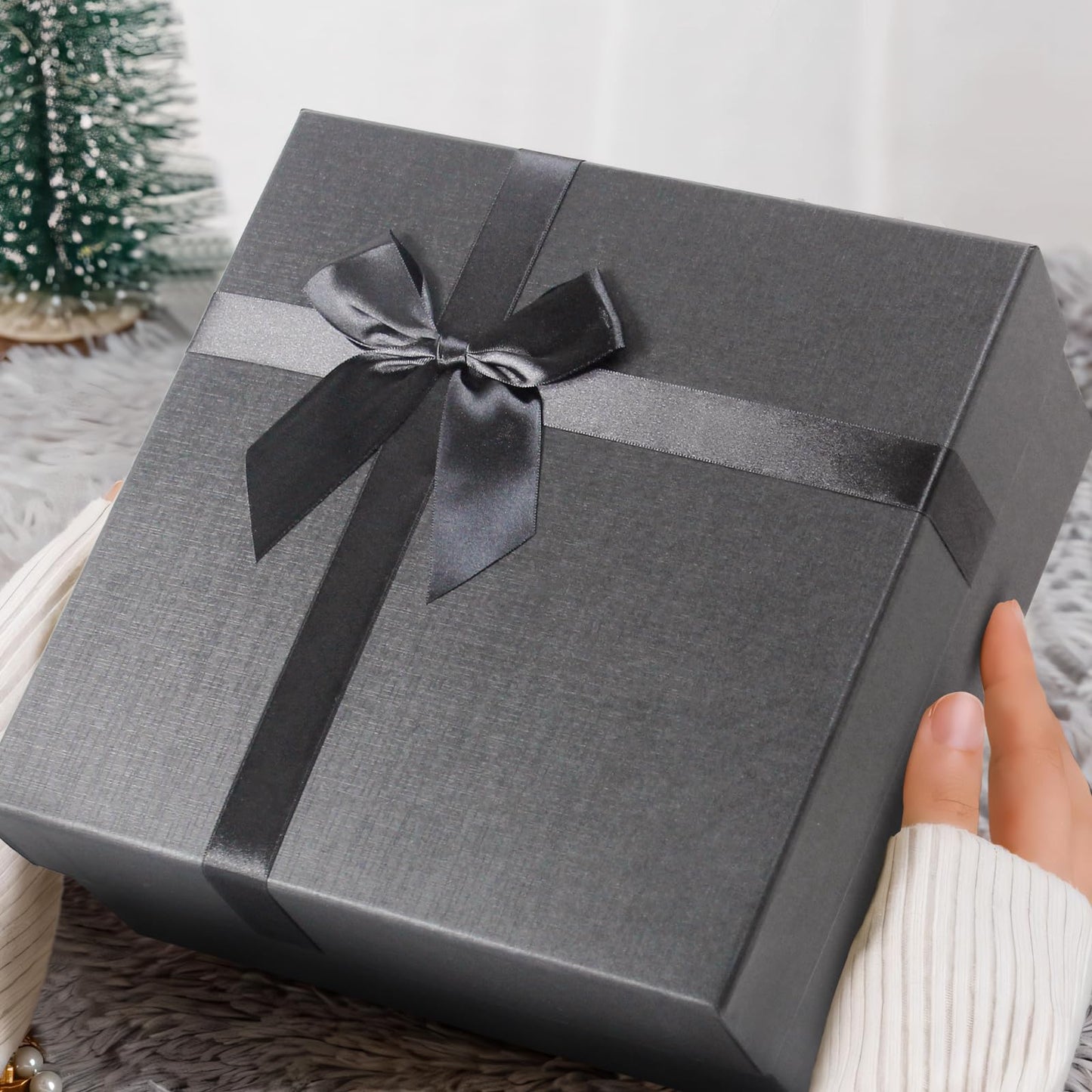 Black Gift Boxes with Lids, Set of 4 Nesting Presents Boxes for Gifts, Luxury Gift Wrap Boxes for Weddings, Birthdays, Anniversaris and All Gift Giving Occasions