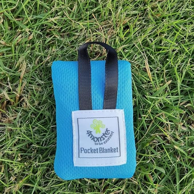 Mini Portable Lightweight Picnic Mat Pocket Blanket Waterproof Outdoor Travel Camping Beach Blanket Foldable Durable