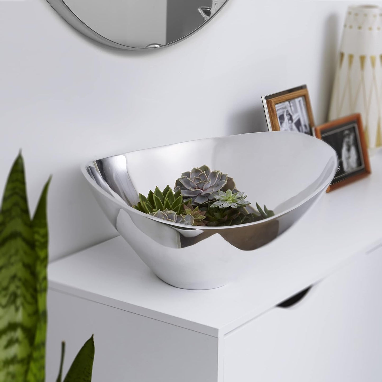 Nambé Grande Butterfly Bowl, 16-Inch Elongated Sculptural Serveware with Winged Curves – Modern Decorative Alloy Serving Bowl & Centerpiece for Dining Table, Buffet, or Home Décor & Entertaining