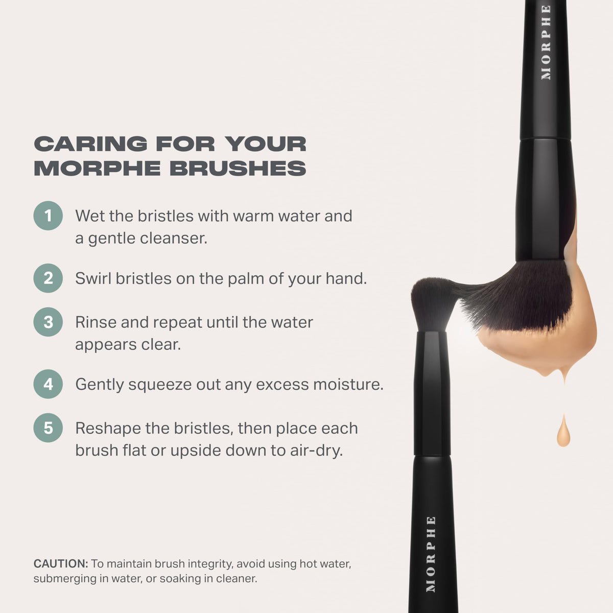 Morphe M310 Large Soft Fan Highlighter Brush - Extra-Wide Makeup Brush with Natural Bristles for Highlighting & Powder Applicati