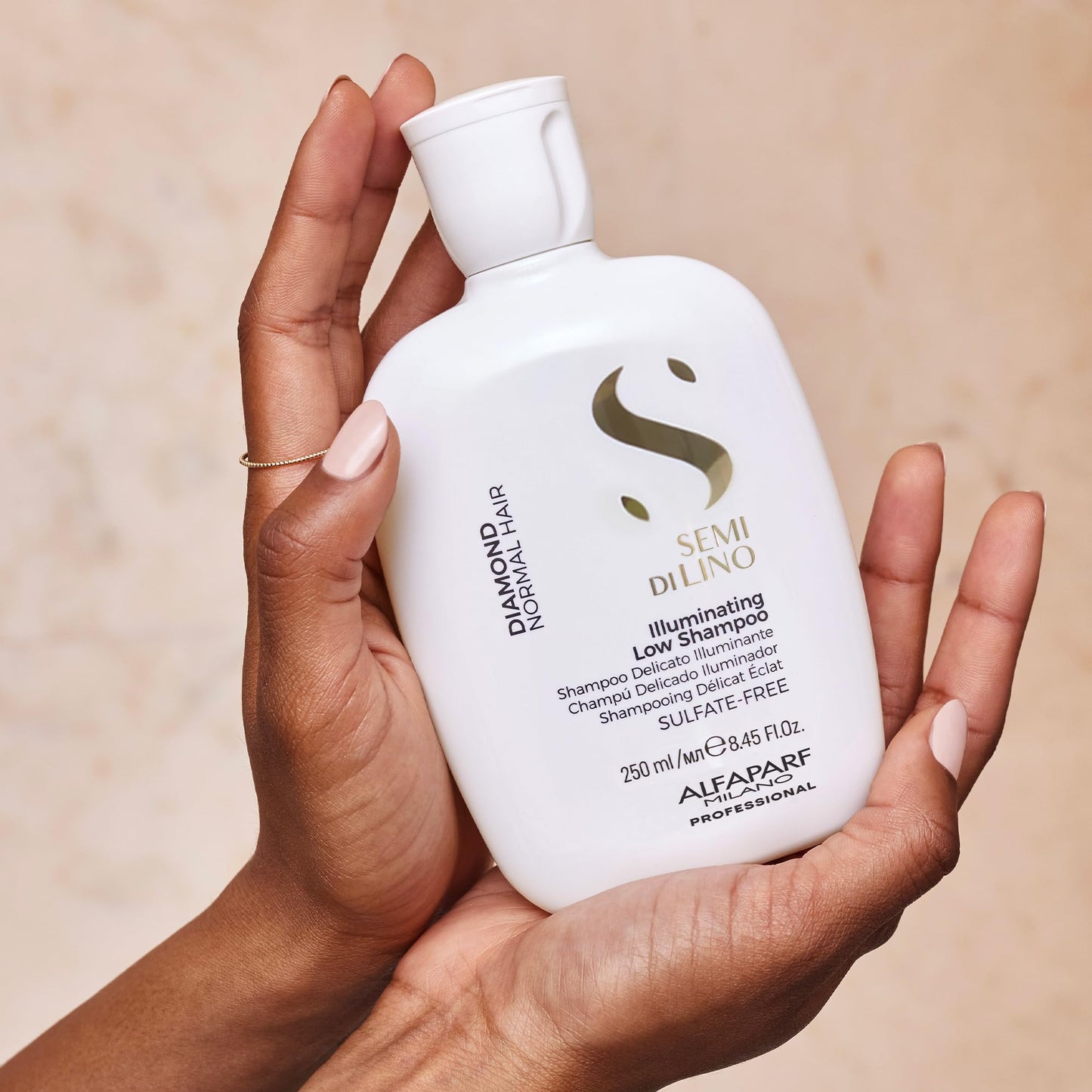 Alfaparf Milano Semi di Lino Diamond Shine Illuminating Low Shampoo - Sulfate Free - For All Hair Types- Paraben and Paraffin Fr