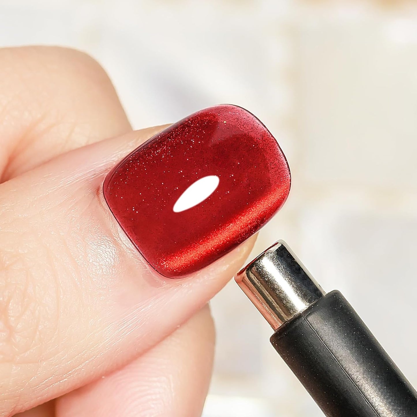 Red Cat Eye Gel Polish, 15ML Crystal Shimmer CatEye Gel Nail Polish Magnetic Glitter Holographic Reflective Nail Polish Gel with Magnet Soak Off Salon DIY at Home