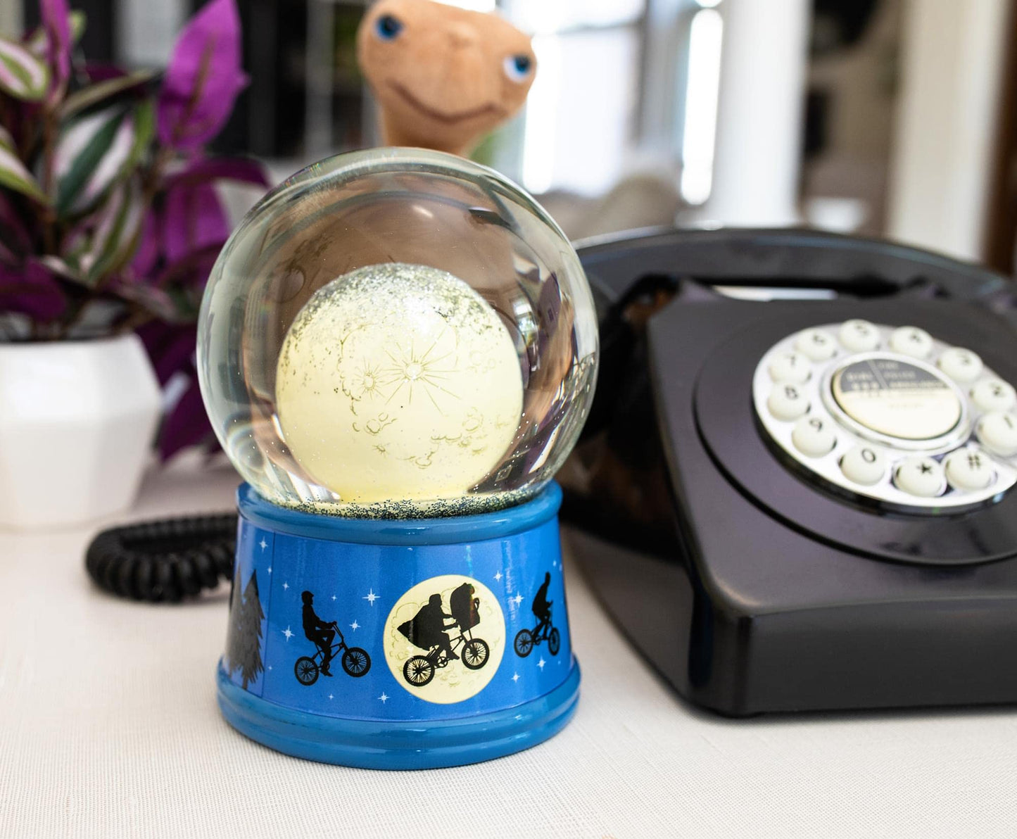 E.T. The Extra-Terrestrial Bike Moon 6-Inch Snow Globe with Swirling Glitter Display Piece