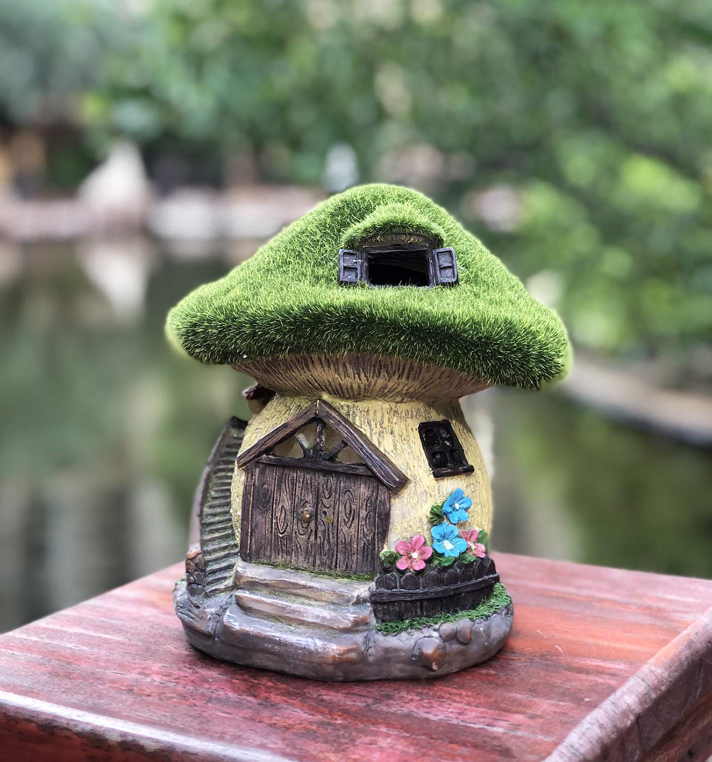 TIBLEN Solar Gnome Grass-Roof Mushroom Garden House, Outdoor Gnome House Figurine with Solar Lights, Little Garden Cottage Figurines