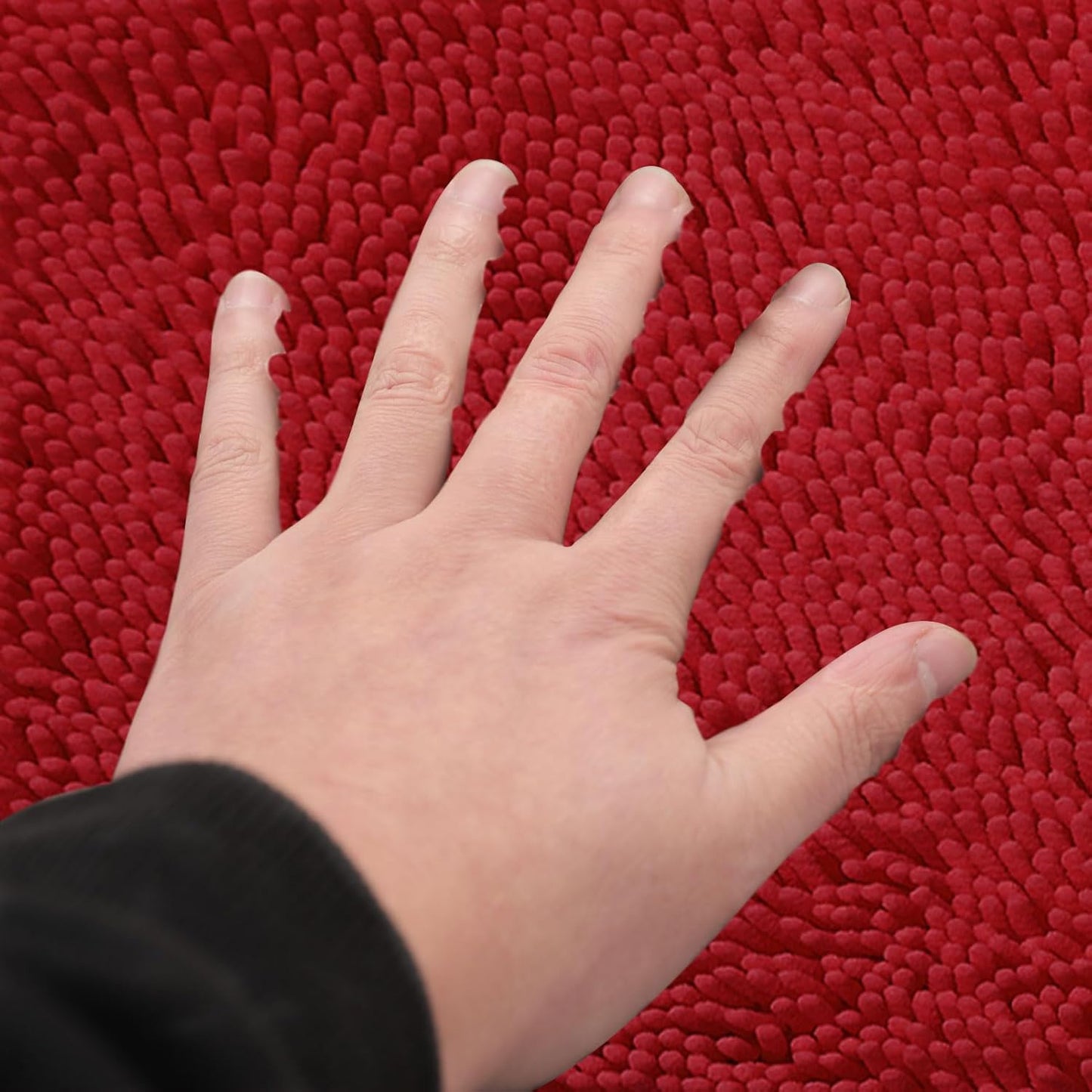 Non-Slip Bath Rug,Extra Soft Microfiber Bedroom Shag Carpet with Anti-Slip Backing,Water/Dust Absorbent Fast Dry Shower Mat,Sound Insulated Stairs Pad,Machine Washable (Red,19 x 31 Inches)