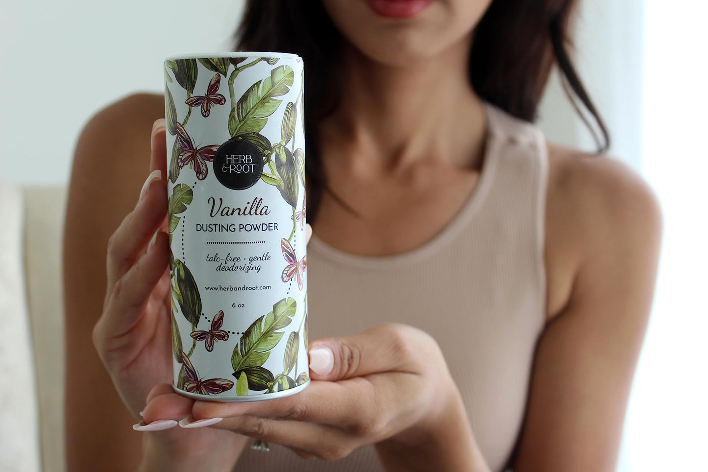 Vanilla Talc-Free Dusting Powder with Arrowroot, Oats, Zinc & Magnesium - Soothing Body Powder for Women, Chafing & Deodorizing, Baby Powder Alternative, Foot & Shoe Freshener