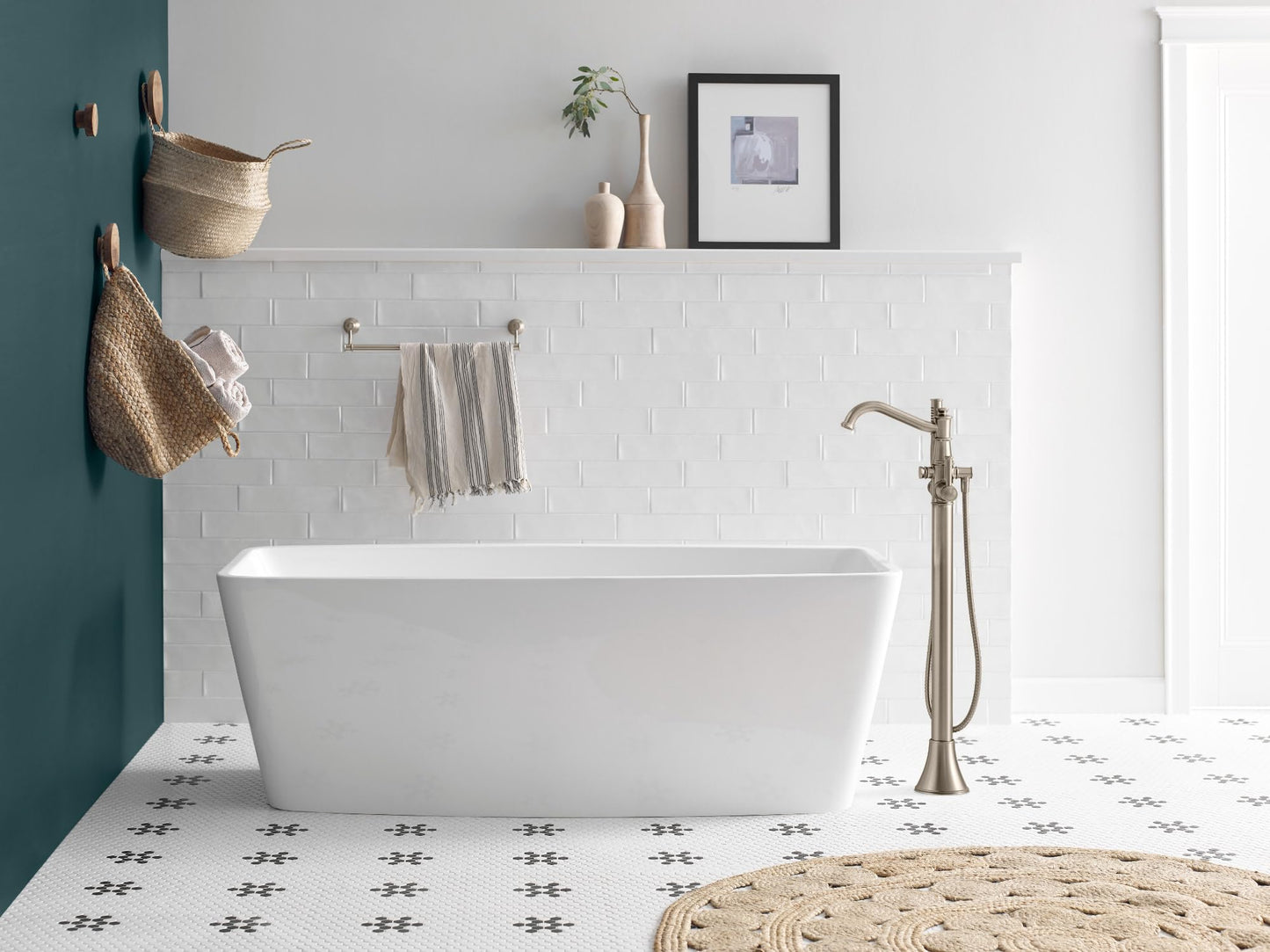 Moen 9025ORB Belfield One-Handle Freestanding Floor Mount Tub Filler with Handshower, Oil Rubbed Bronze