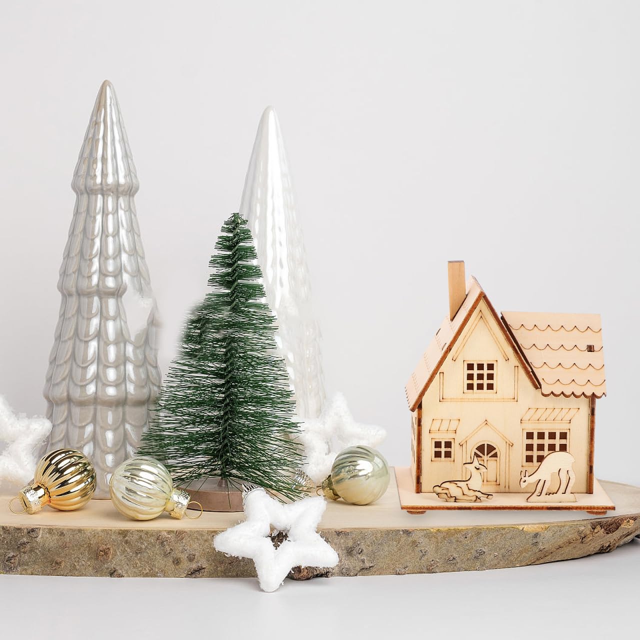 Toyvian 3pcs Christmas Led Light Wooden House with Battery, Unfinished Wooden Christmas Village Mini Houses House Landscape Decors for Christmas Table Centerpieces Holiday Home Decor