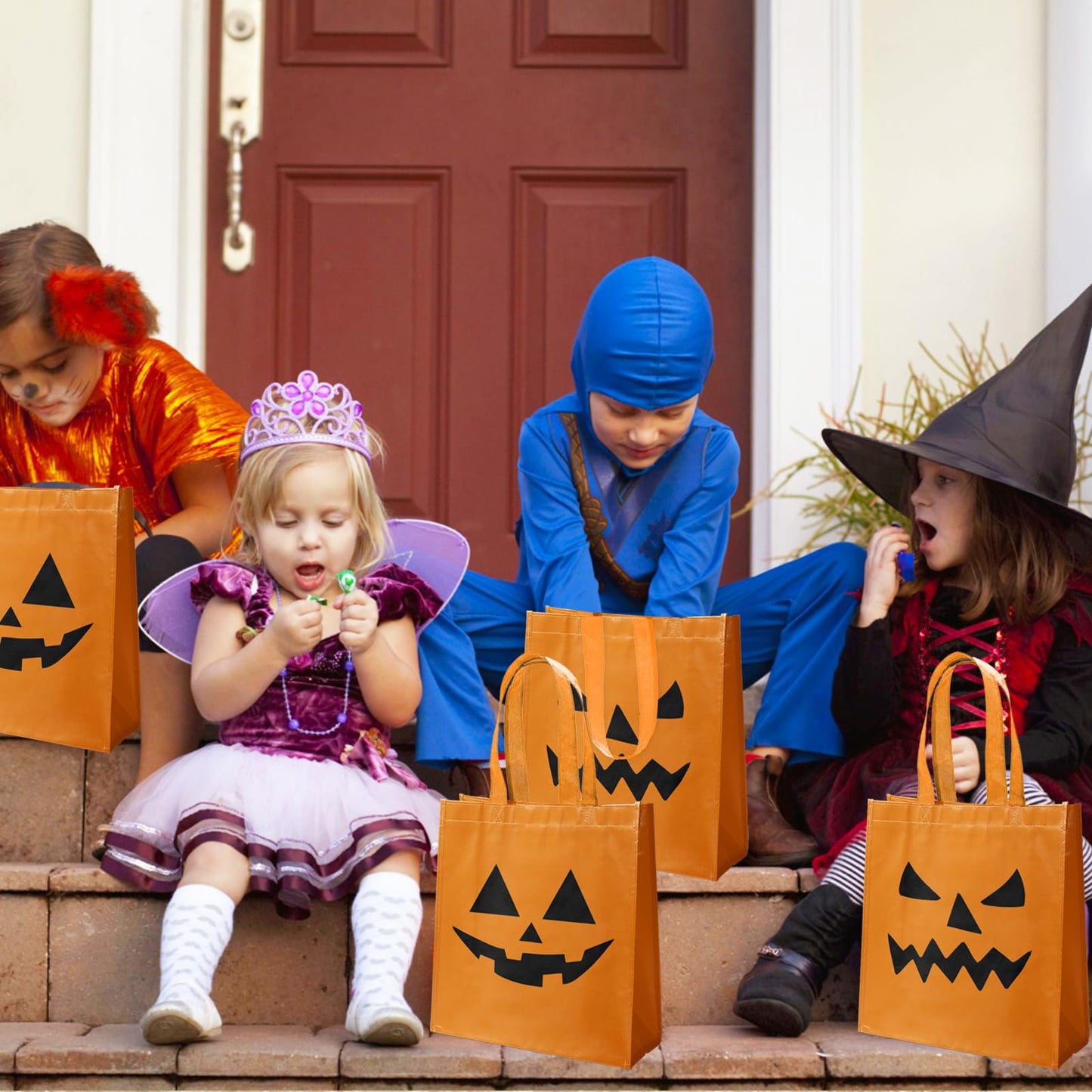 VDESFUEBY 20Pcs Halloween Trick or Treat Bags, Halloween Pumpkin Party Favor Bags Non-Woven Pumpkin Bag, Goodie Candy Bag for Birthday Party Favors