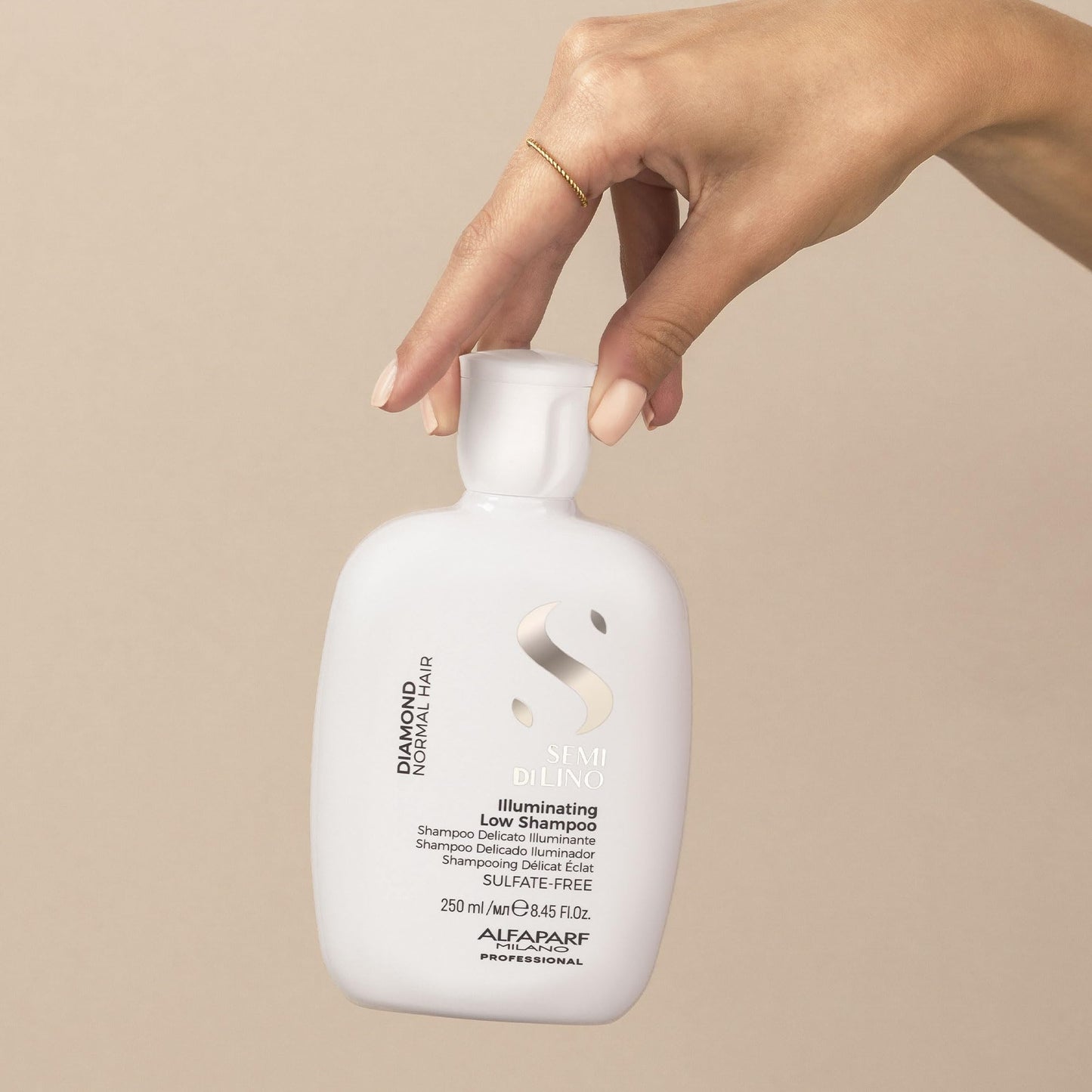Alfaparf Milano Semi di Lino Diamond Shine Illuminating Low Shampoo - Sulfate Free - For All Hair Types- Paraben and Paraffin Fr