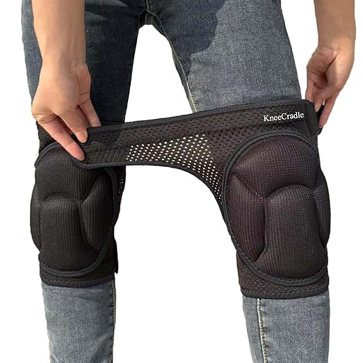 Knee Pads for Men & Women, Kneeling Kneepads for Flooring, Weeding, and Yard Work, Soft & Breathable, Comfortable Fit for Gardeners, Cleaners, Mechanics and Plumbers for Christmas (Black Small)