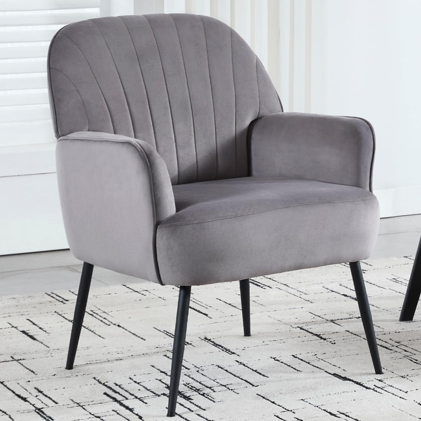 E-Motie Velvet Accent Chair, Modern Upholstered Living Room Chairs, Luxury Single Sofa Armchair, Comfy Barrel Chairs for Bedroom, Waiting Room, Office and Cafe, Grey