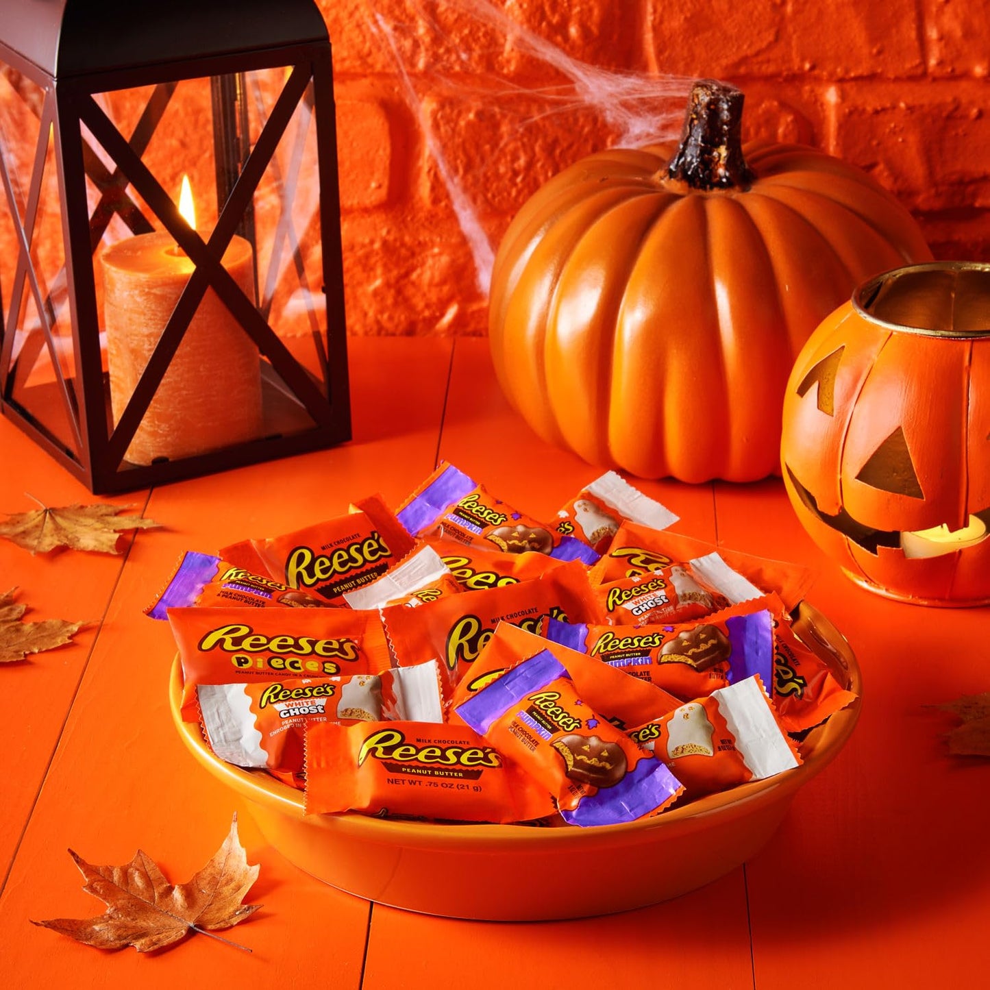 REESE'S Assorted Flavored Snack Size Peanut Butter, Halloween Candy Bag, 30.45 oz (55 Pieces)