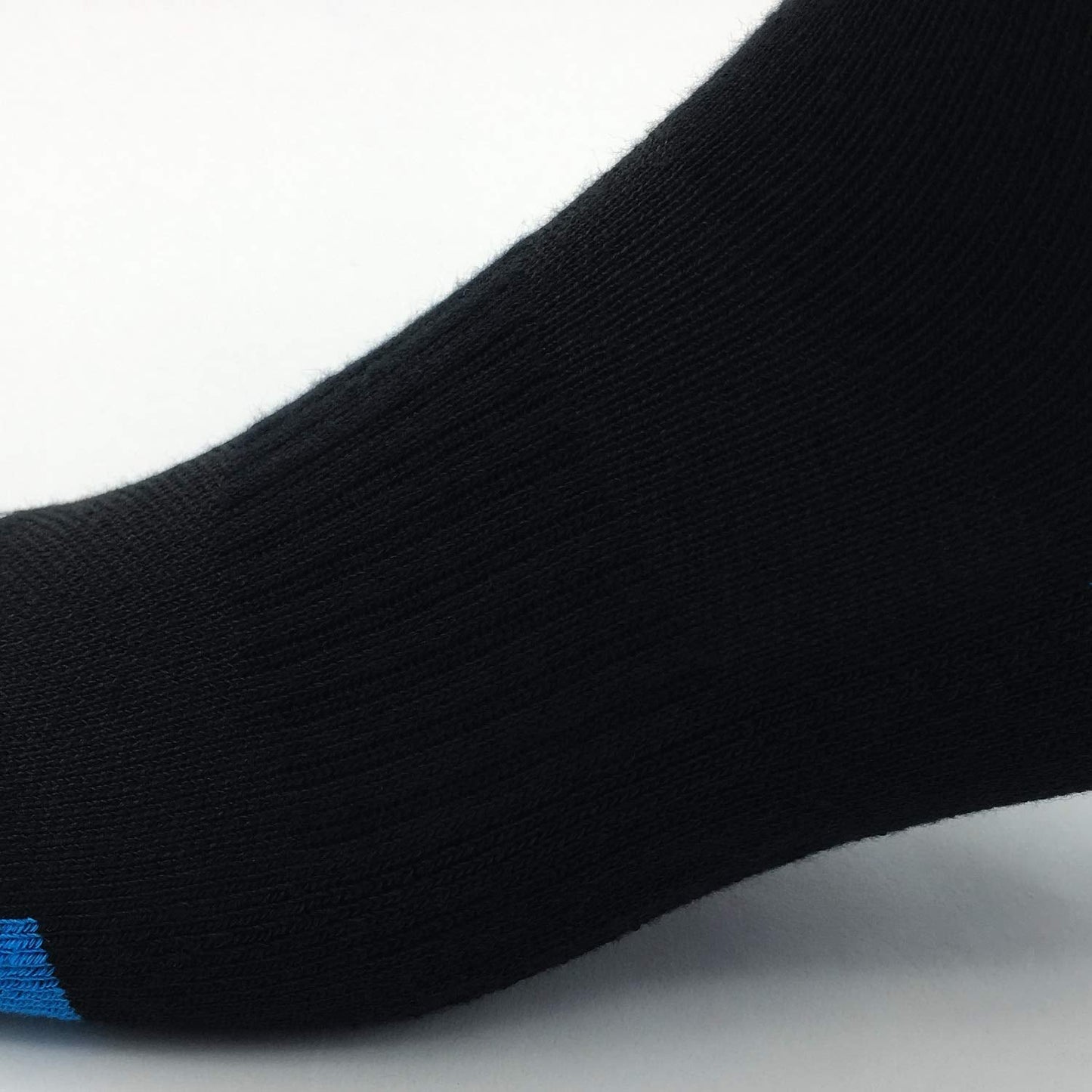 BERING Men's Athletic Cushioned Quarter Socks, Black, Size 9-12, 6 Pairs