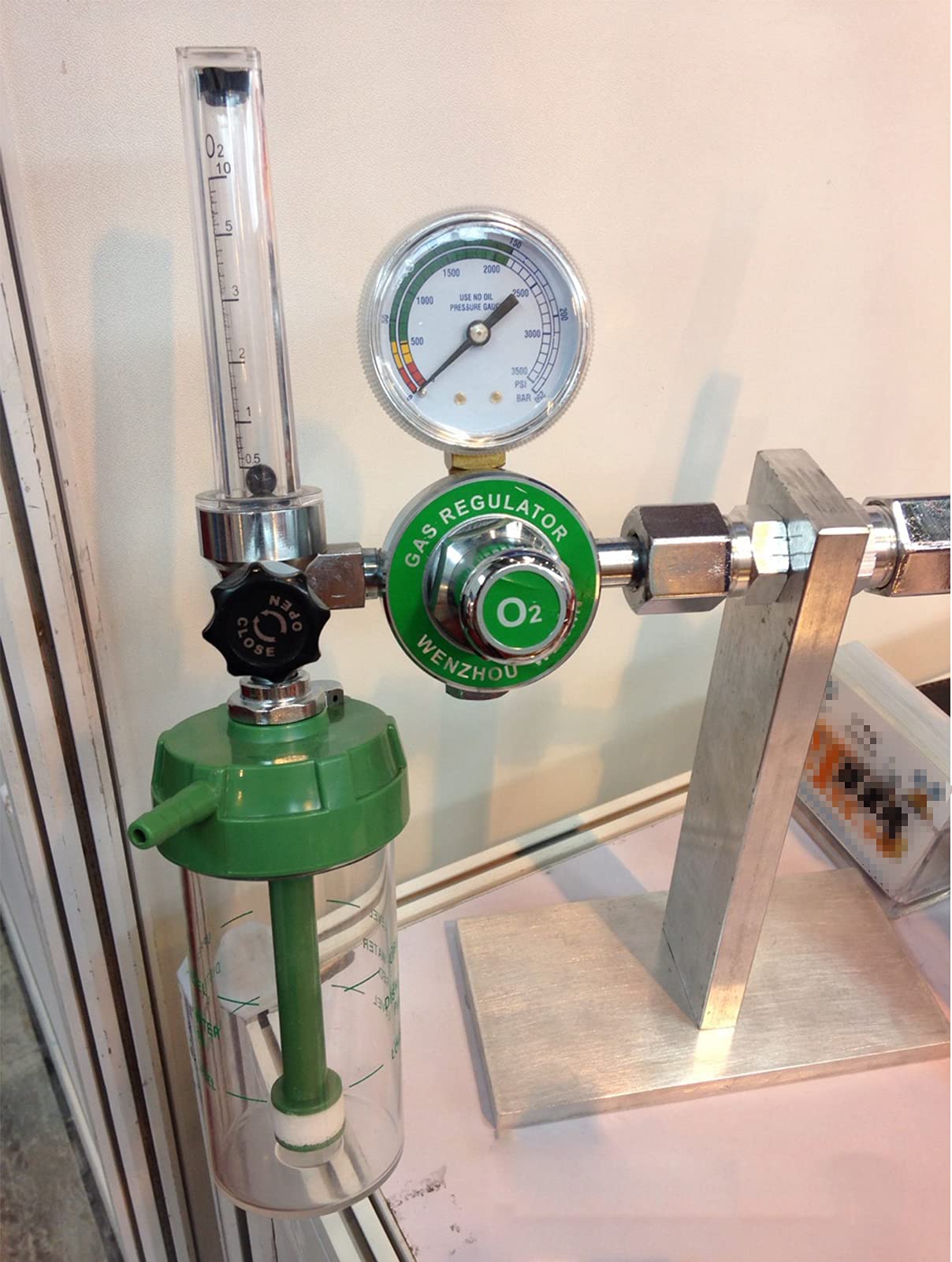 WX-YQ02 Oxygen Pressure Gas Regulator Inhaler O2 Pressure Reducer Oxygen Gauge Flow Meter,Buoy Type Female Thread and Tube
