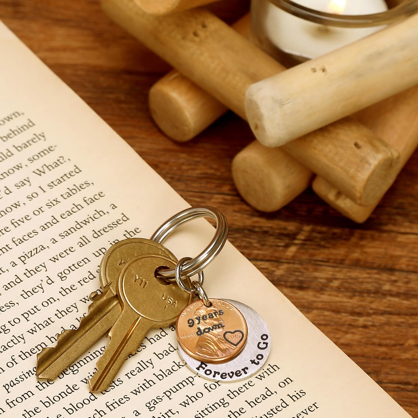 HRMYUDI 9 Years Anniversary Pottery Wedding Gift for Man Woman, Coin Keychain with a 2016 Penny, 9 Years Down and Forever To Go, Ninth Wood Wedding Anniversary Presents for Him Her