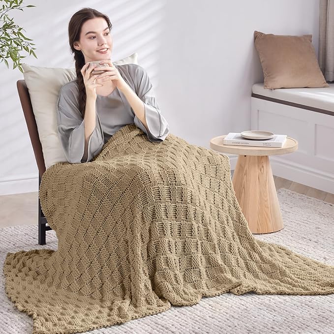 Knitted Weighted Blanket for Adult, No Beads Heavy Blanket 60” x 80'' 10lbs, Breathable Chunky Knit Blanket, Cooling Weighted Blanket for Hot Sleepers, Christmas Home Decor (Camel)