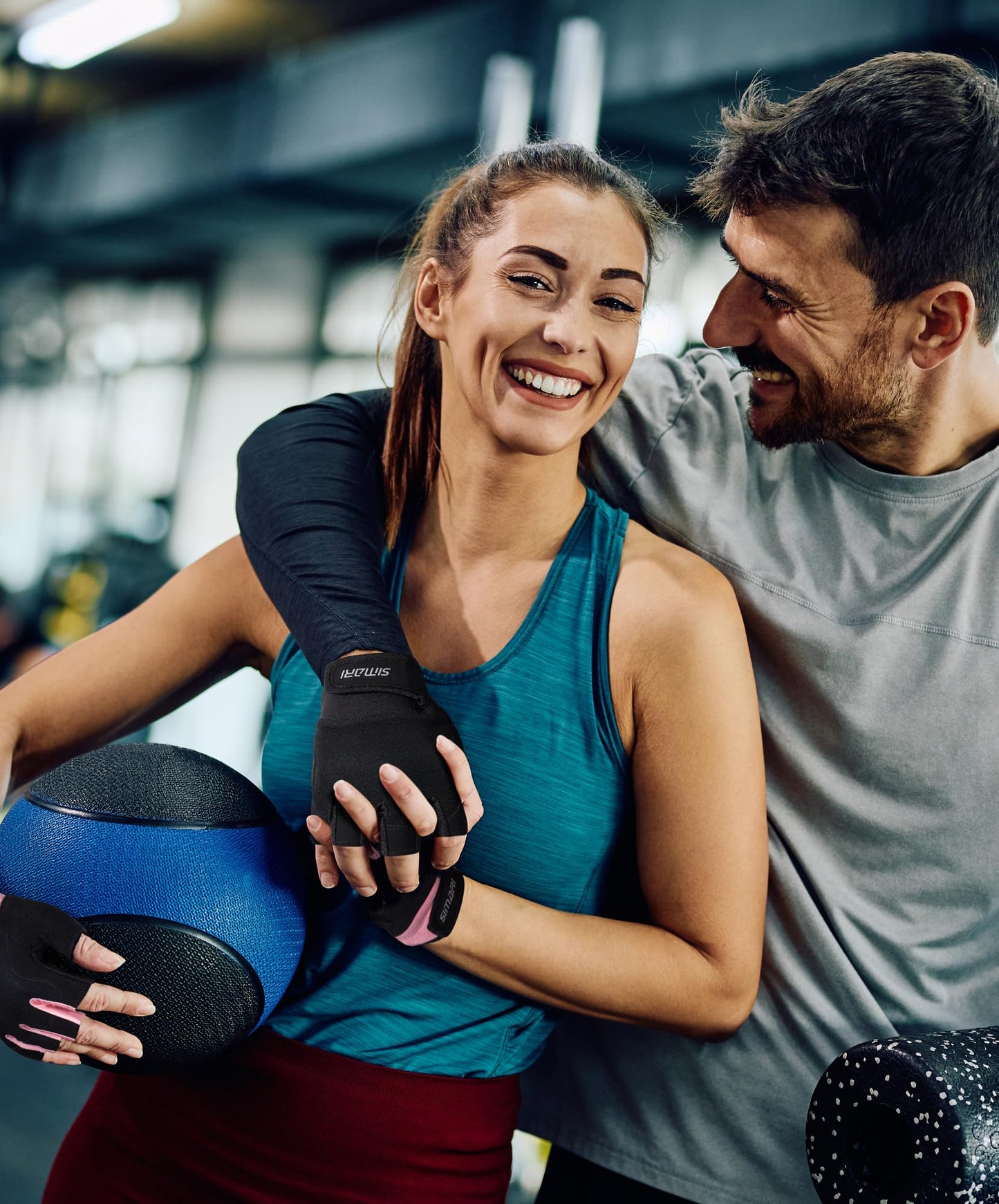 SIMARI Breathable Workout Gloves for Men & Women, Weight Lifting Gloves with Padded, Grip, Full Palm Protection, Gift for Gym Exercise, Cycling, Weightlifting Training, Fitness, Black, Size XS