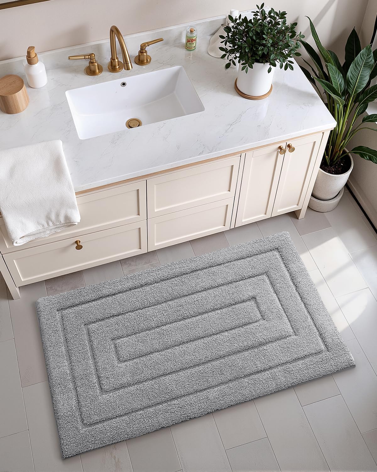 Color&Geometry Bathroom Rugs 36"x24" Non Slip with Rubber Backing,Absorbent Washable Bath Mat Quick Dry Bath Mat for Bathroom,Soft Bathmat Microfiber Plush Carpet for Bathtub and Shower Floor,Grey