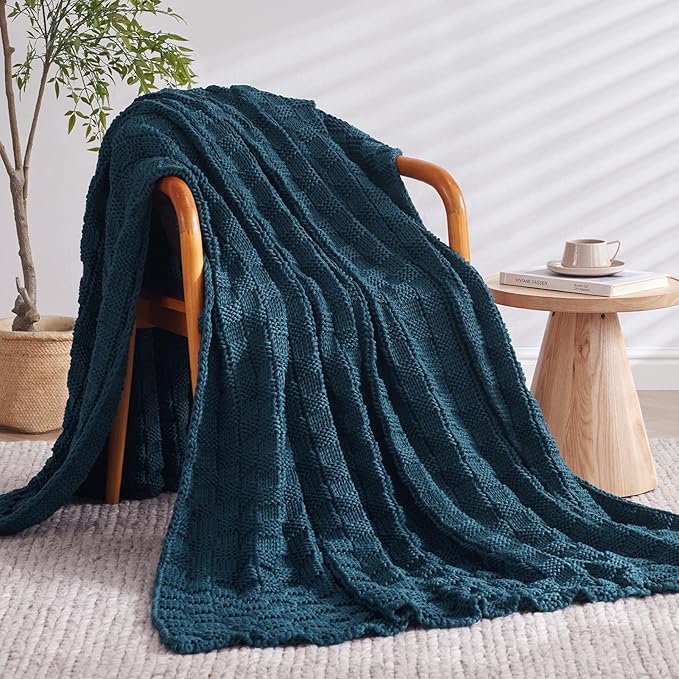 Knitted Weighted Blanket for Adult, No Beads Heavy Blanket 60” x 80'' 15lbs, Breathable Chunky Knit Blanket, Cooling Weighted Blanket for Hot Sleepers, Christmas Home Decor (Peacock Blue)