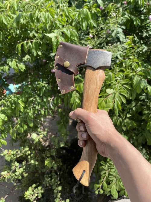 Mastiff Gears® Master Hand-Forged Hatchet, Wooden Handle Camping Axe, Wood Splitting Axe for Camping, bushcraft, Hunting, Survival Enthusiast (Elven Axe)