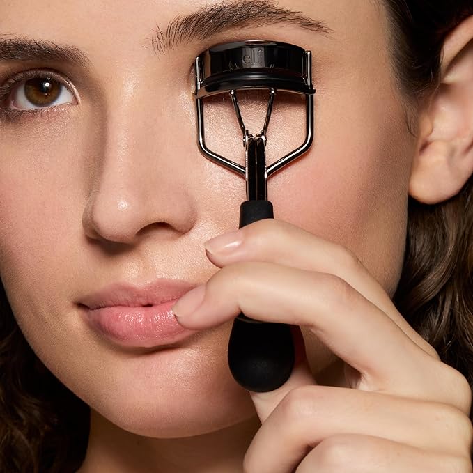 e.l.f. Pro Eyelash Curler, Strong, Contoured, Eye-Opening, Voluminous Lashes, Includes Additional Rubber Replacement Pad, Silver