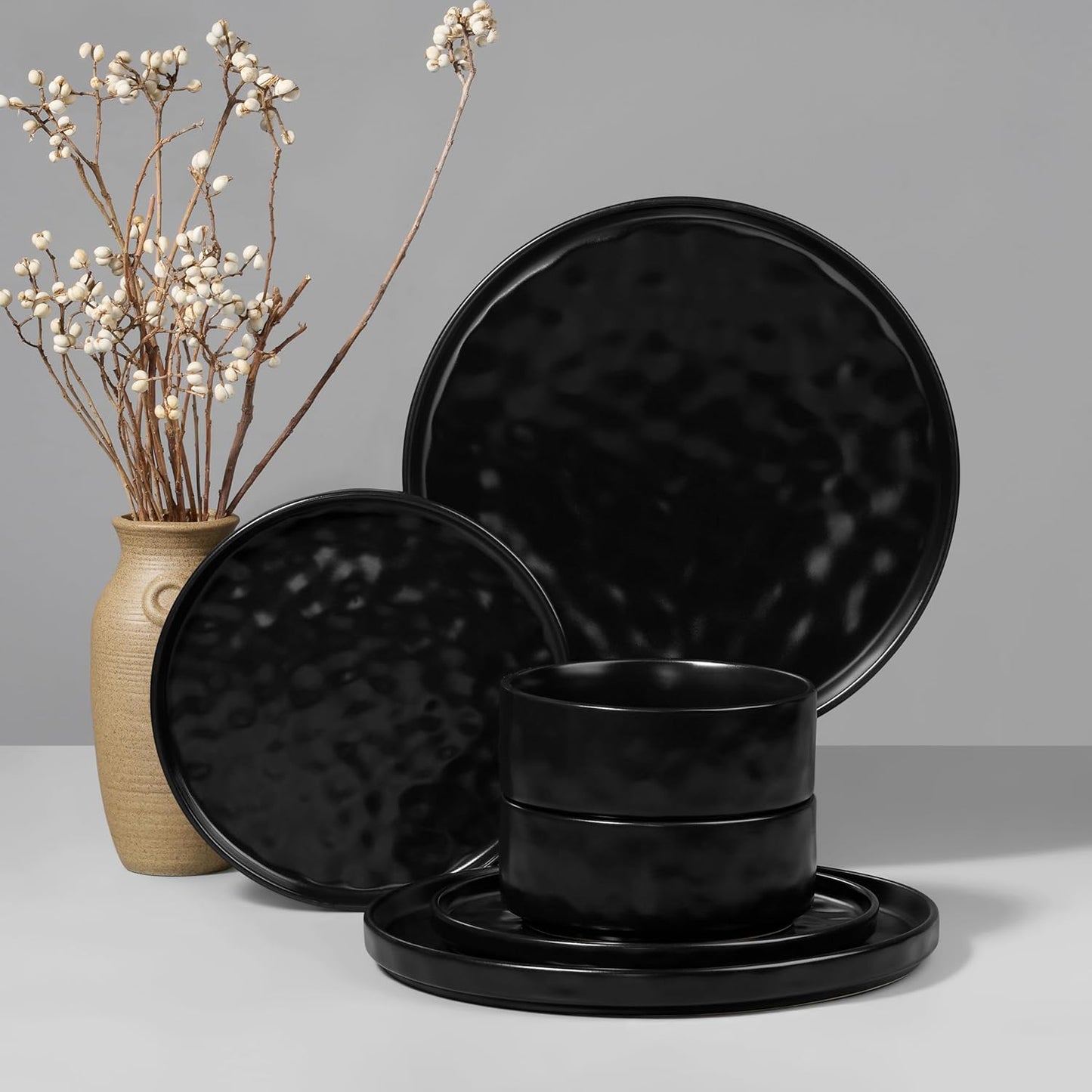HaWare Dinnerware Sets, 6-Piece Plates and Bowls Set, Stoneware Dish Set for 2, Ceramic Dinnerware for Home Restaurant, Chip and Scratch Resistant, Microwave and Dishwasher Safe, Matte Black