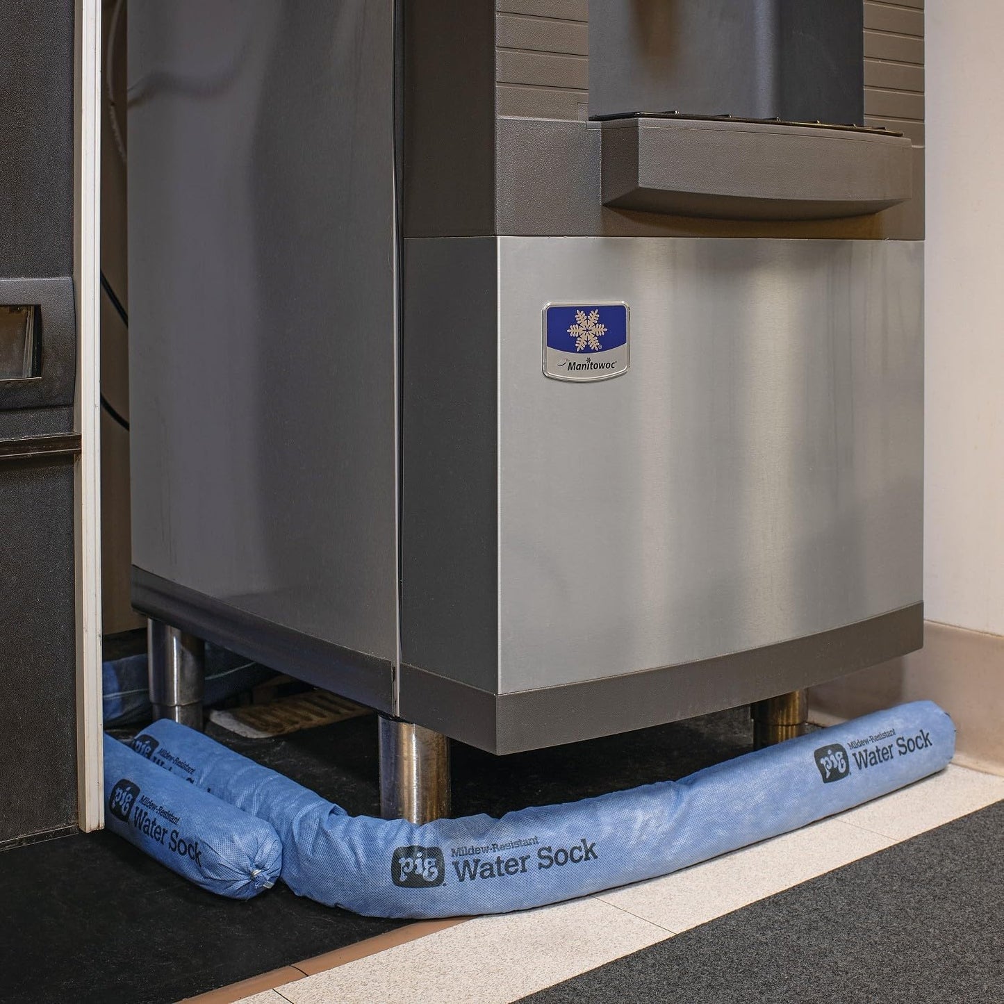 PIG Mildew-Resistant Absorbent Sock | Water Absorbing Snake | 3" W x 4' L | Absorbs up to 1 gal per Sock | 12 Count | PIG105-BL