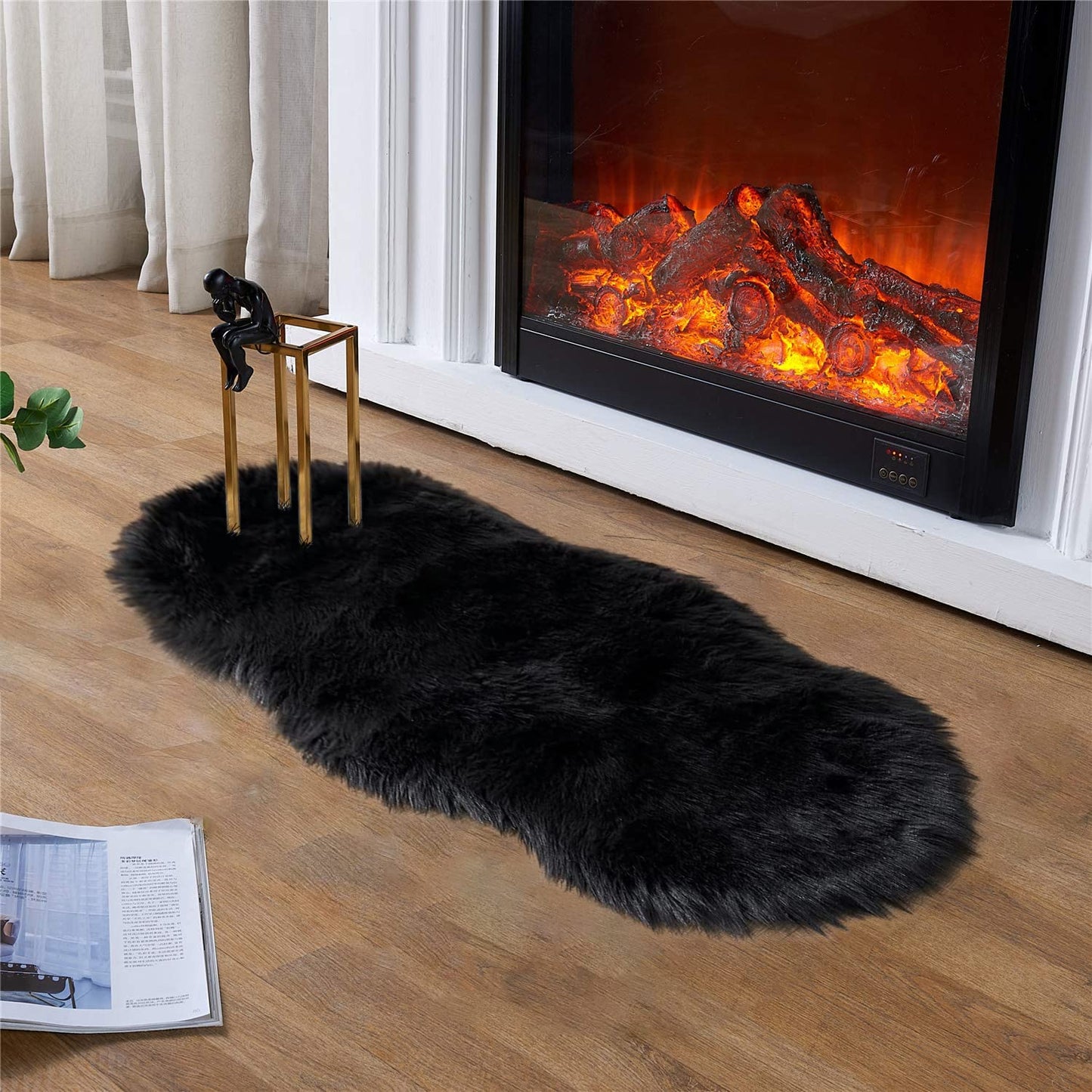 Latepis Black Faux Sheepskin 2x4 Shag Rug for Bedroom Fluffy Faux Fur Rug Non-Slip Throw Rugs for Living Room Fuzzy Rugs for Dorm Pet Mats Luxury Home Décor