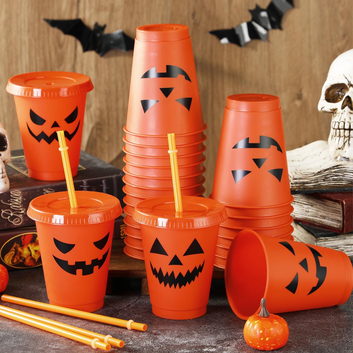 Suttmin 16 Pcs Halloween Party Cups 16 oz Plastic Cups with Lids and Straws Pumpkin Face Reusable Tumbler for Halloween Party Favors Supplies Coffee Tea Cold Drinks
