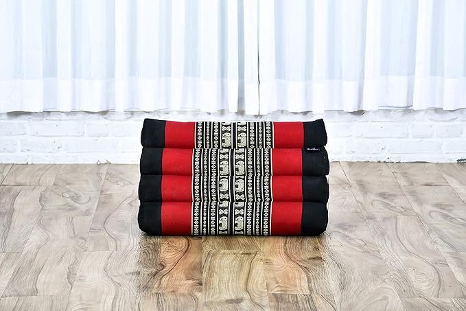 Leewadee Triangle Cushion – Comfortable Backrest for TV or Reading, Incline Pillow for Relaxing Made of Kapok, 20 x 13 x 13 inches, Black Red