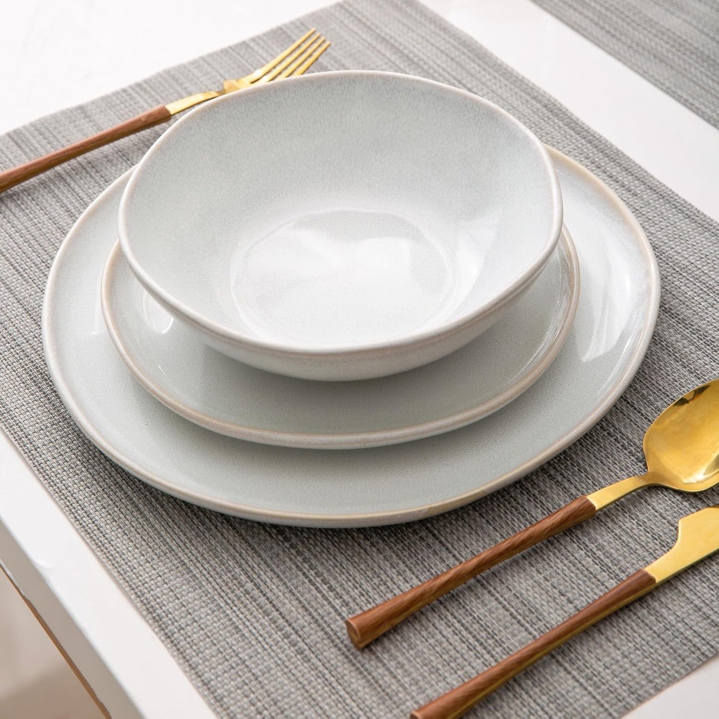 AmorArc Ceramic Dinnerware Sets,Handmade Reactive Glaze Stoneware Plates and Bowls Set,Highly Scratch Resistant | Dishwasher & Microwave Safe Dishes Set,Service for 6 (18pc)