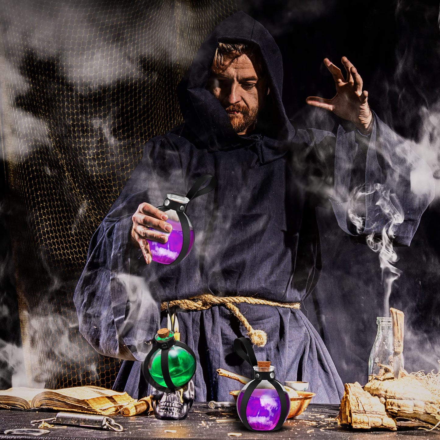 Patelai 2 Pcs Glass Potion Bottles Belt with Cork Renaissance Witch Costume Accessories Witch Props Spherical Potion Bottle for Cosplay Party DIY Crafts Halloween Decoration(Black)