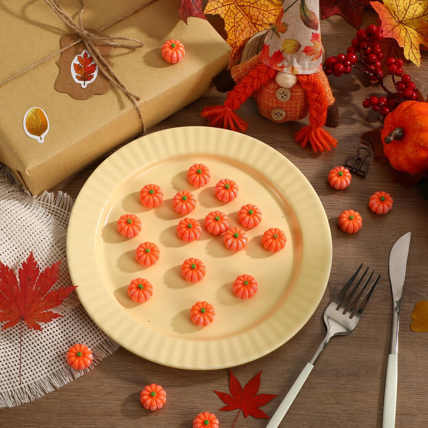 JUNEBRUSHS 50 Pcs Mini Pumpkins Fake Pumpkins Artificial Pumpkins Thanksgiving Ornaments for Vase Filler DIY Crafts Fall Halloween Party Supplies Home Table Decorations