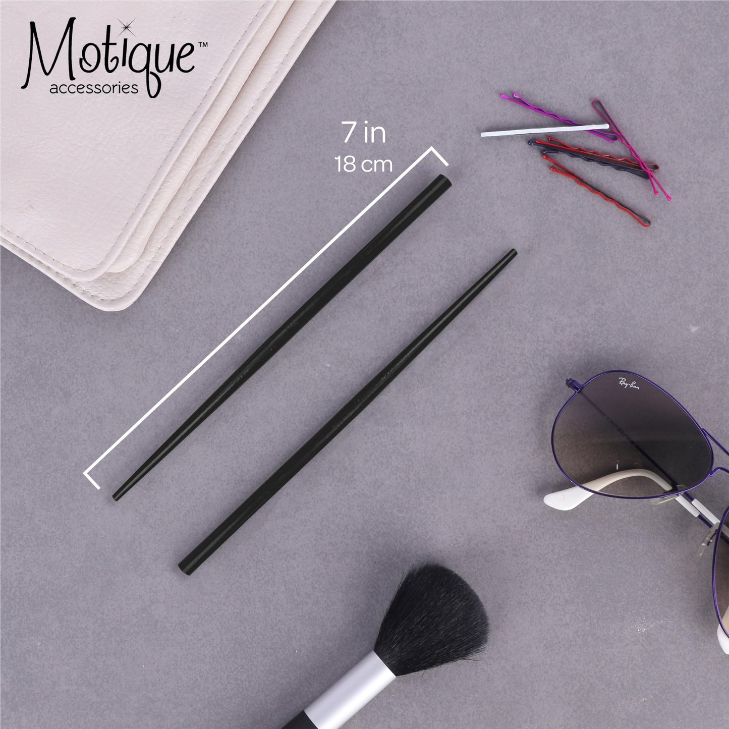 2 Sets of Wooden Hair Sticks Chopsticks - Black & White