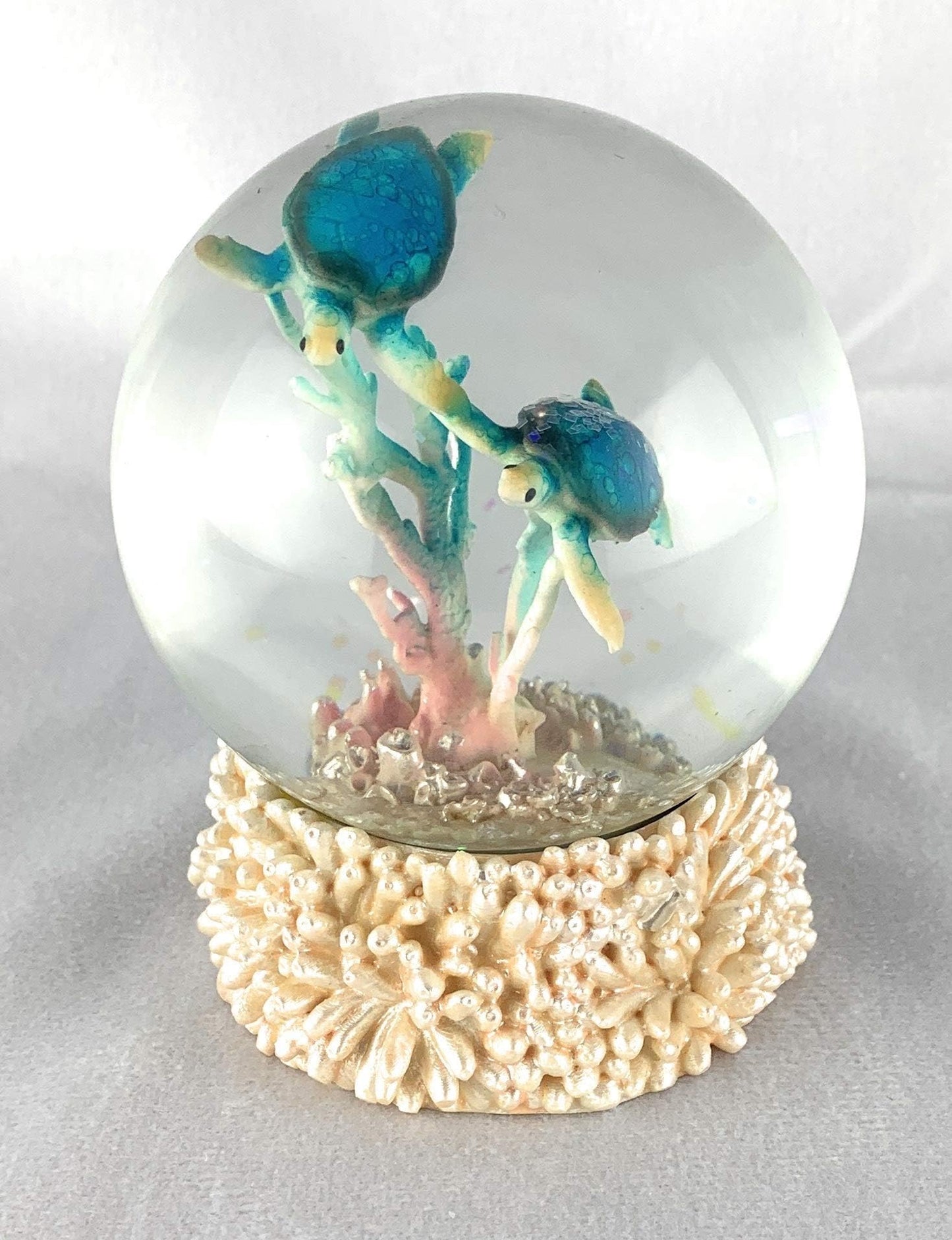 Sea Turtle Snow Globe Ocean Life Beach Themed Gift Decor Figurine, 4.5x3.5 inches
